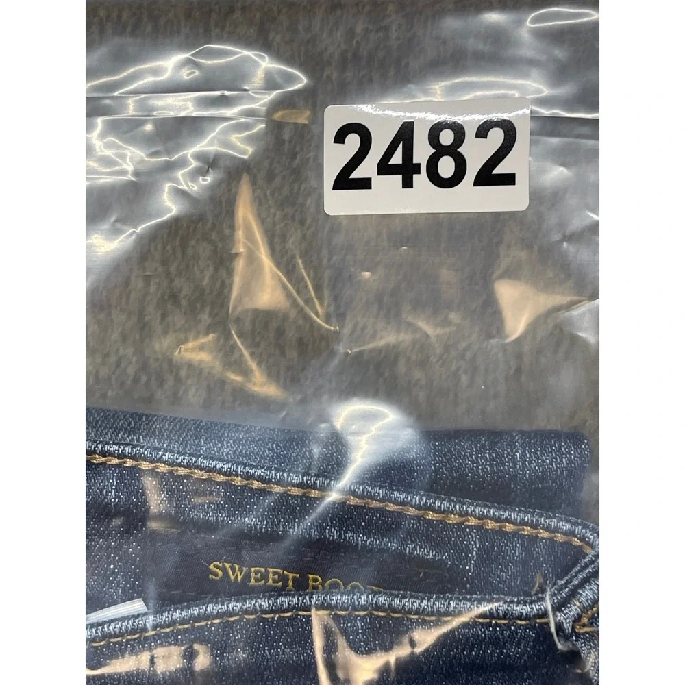 Lucky Brand Sweet Boot Jeans Womens 6/28 Medium Wash Blue‎ Bootcut Whiskered